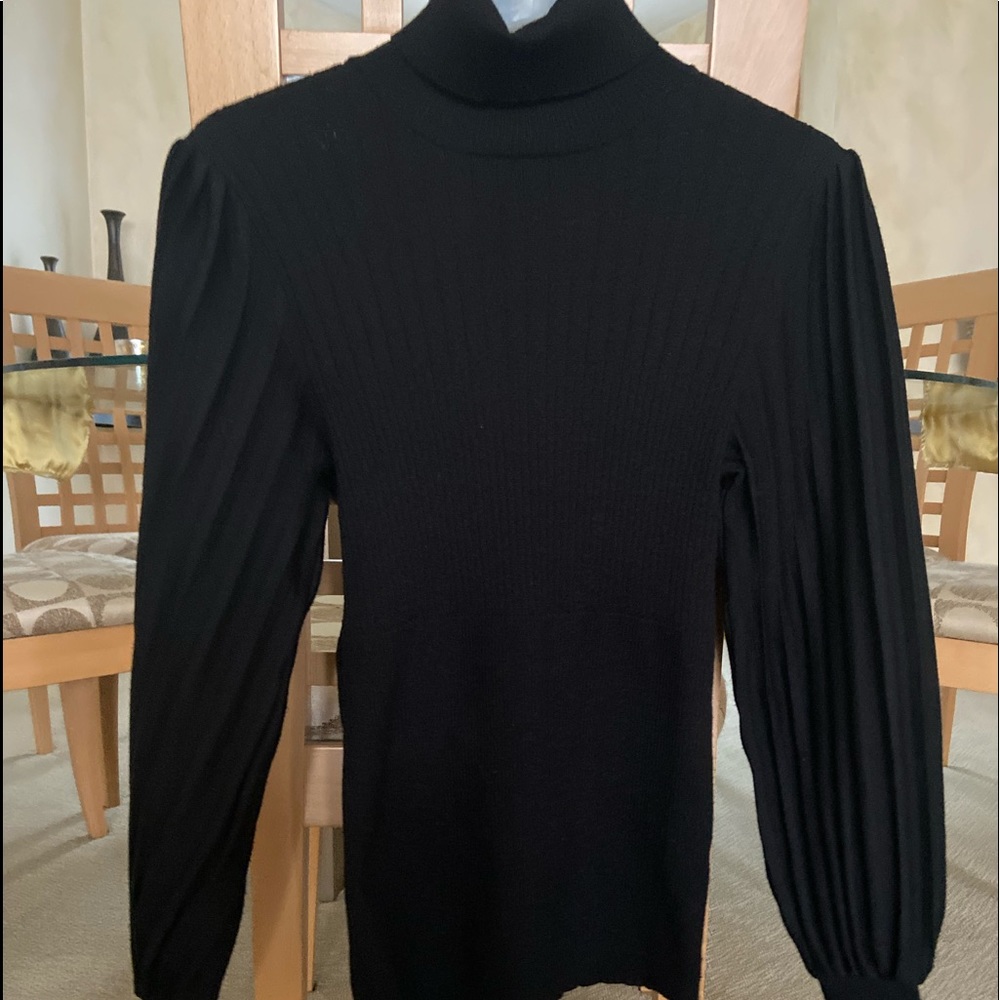 Long sleeved ribbed turtleneck top/ light weight sweater with balloon sl…